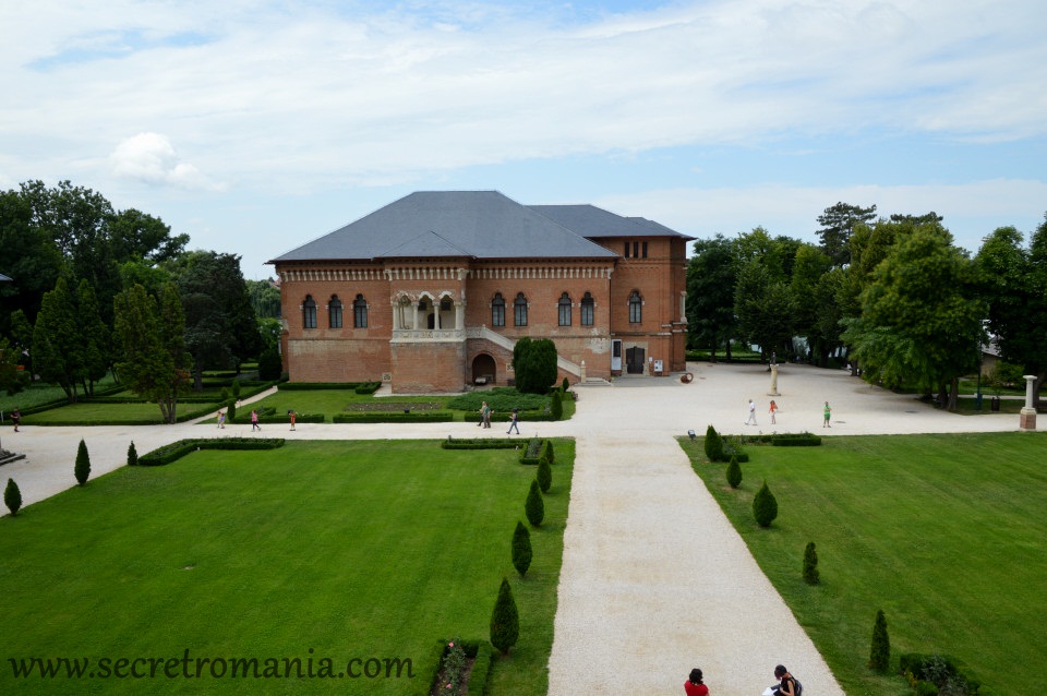10 best known palaces in Romania