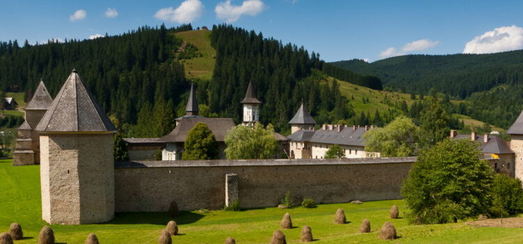 Visit Bucovina travel guide