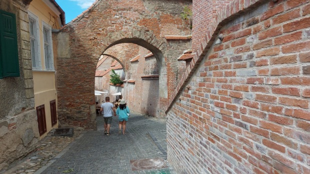 treasure hunt romania